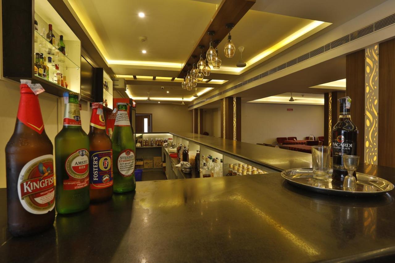 Hotel Panchavady Tiruvalla Dış mekan fotoğraf